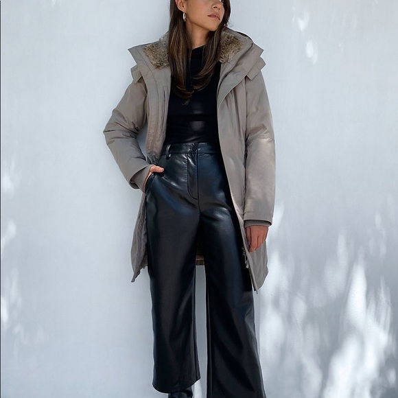 Babaton Jackets & Blazers - Aritzia Babaton Oskar Parka